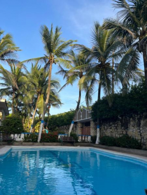 Cabaña tranquila, piscina, mar y privacidad
